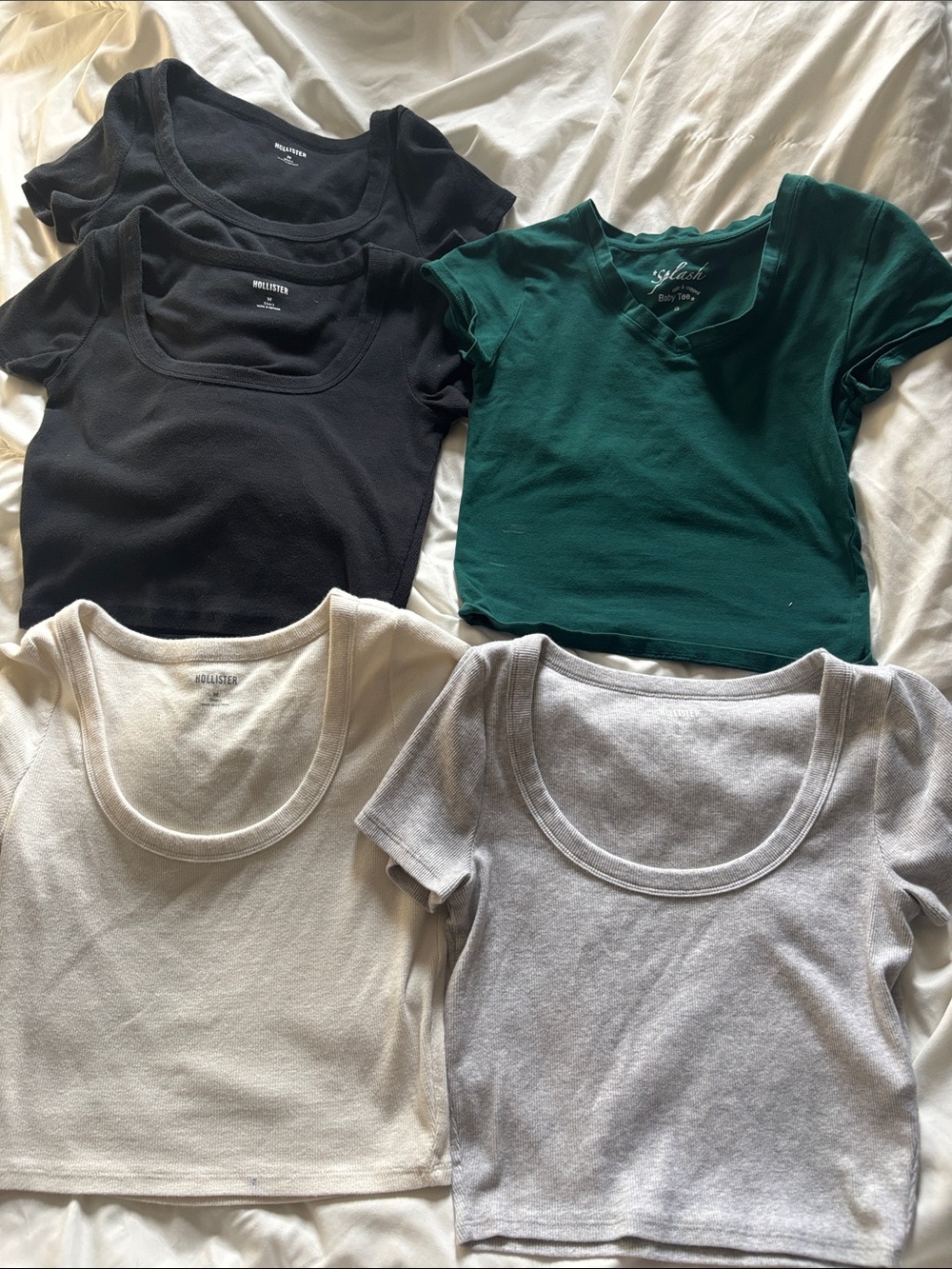Assorted Women’s Scoop Neck Tops - Black, Green, White, Gray - Multipack